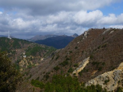 P1000538.JPG (181.81 KiB) 閲覧された回数 3535 回 ca910岩峰から北方を望む