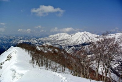 tmp_imgresize.jpg (302.71 KiB) 閲覧された回数 8117 回 野伏ヶ岳と小白山