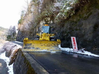 がっちりガードされて通行止め！