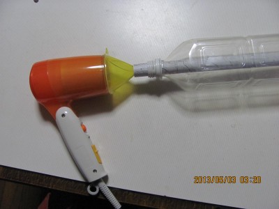 IMG_7359.JPG (173.48 KiB) 閲覧された回数 54351 回 安物ドライヤーと、ダイソーの3個1組み漏斗の中サイズ