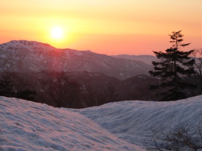 IMG_2202.JPG (746.64 KiB) 閲覧された回数 6490 回 加越国境に沈む夕日