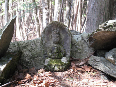 IMG_3655.jpg (574.45 KiB) 閲覧された回数 4245 回 弥勒菩薩