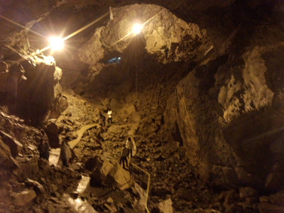 DSC_0003.jpg (114.78 KiB) 閲覧された回数 3713 回 ひっ!広い(^^;