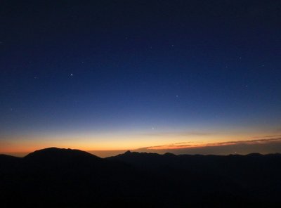 s-IMG_2423a.jpg (36.71 KiB) 閲覧された回数 3116 回 薄明