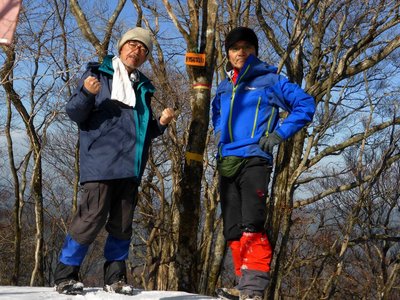 P1030022.JPG (377.98 KiB) 閲覧された回数 5570 回 修験業山にて修行を積む