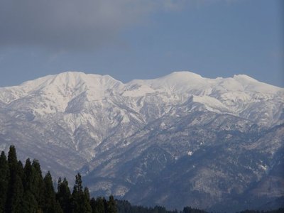 PB240665_640.jpg (35.38 KiB) 閲覧された回数 5528 回 白山は、私の中ではかなりの確率で「いい山」になります。