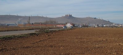 IMG_6145-s.JPG (121.65 KiB) 閲覧された回数 4118 回 風車が立ち並ぶラ・マンチャの丘