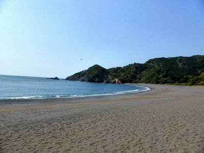 P1050302.JPG (191.62 KiB) 閲覧された回数 3807 回 芦浜海岸に到着した