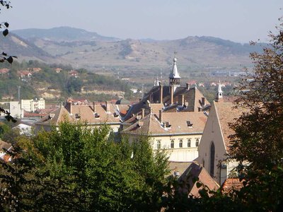 s-05世界遺産になっているシギショアラの町.jpg (128.57 KiB) 閲覧された回数 11147 回 世界遺産になっているシギショアラの町