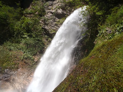 ２０１１年９月、台風後の銚子滝。今回とどちらが水量多いかな？