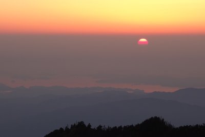 石鎚山山頂から瀬戸内海への落日