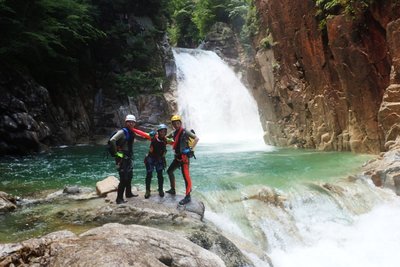 10.jpg (285.68 KiB) 閲覧された回数 5289 回 霧ヶ滝にて