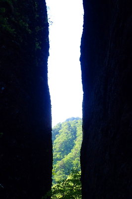 8.jpg (225.56 KiB) 閲覧された回数 3637 回 垂壁に挟まれて