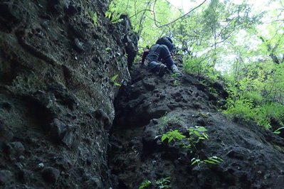 10.jpg (282.93 KiB) 閲覧された回数 3633 回 凹角を登る