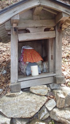 P5063640.JPG (2.41 MiB) 閲覧された回数 5049 回 地蔵尊