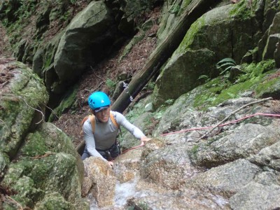 P7070095.jpg (97.27 KiB) 閲覧された回数 2497 回 唯一ロープを出した滝