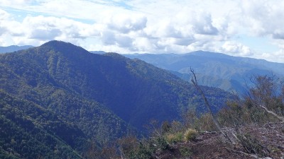 PA150586.jpg (333.98 KiB) 閲覧された回数 3722 回 タンポ~西台山