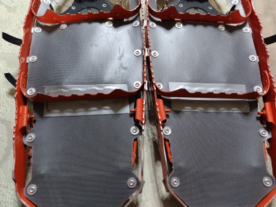 裏面に貼った状態