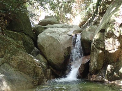 P8020055.jpg (87.32 KiB) 閲覧された回数 6017 回 岩間滝