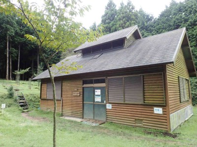 P9220032.jpg (99.69 KiB) 閲覧された回数 5749 回 休憩小屋