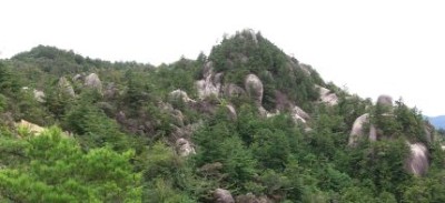 見て楽しい岩の山