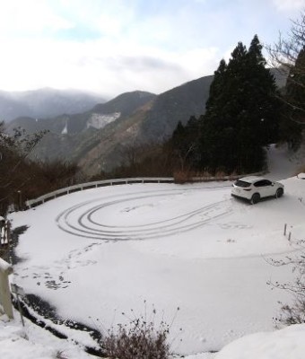 福本登山口駐車地