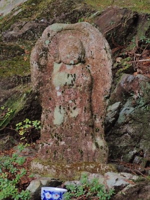 P1060042.JPG (264.13 KiB) 閲覧された回数 4141 回 大師道の地蔵尊