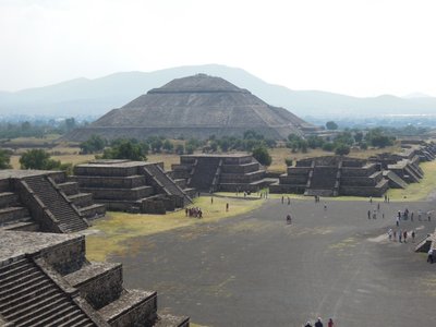 太陽のピラミッド1.JPG (174.71 KiB) 閲覧された回数 4841 回 太陽のピラミッド