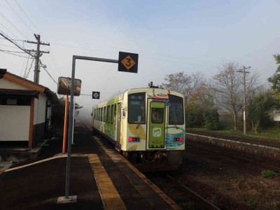 PB060008.jpg (53.87 KiB) 閲覧された回数 4297 回 関西線のマッチ箱機関車
