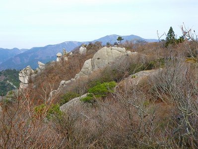 宮指路岳頂上付近の有名な岩さんたち