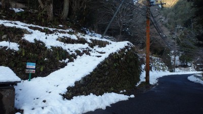P1140568.jpg (149.53 KiB) 閲覧された回数 6036 回 藤川谷登山口