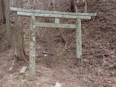 秋葉権現の石鳥居