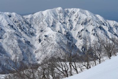 DSC03736-s.JPG (136.68 KiB) 閲覧された回数 4505 回 積雪期に登ればこんな景色に出会えますよ