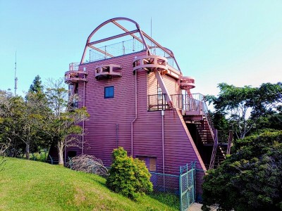 2025-09-16_09-09-25~3.jpg (162.9 KiB) 閲覧された回数 18469 回 通信施設らしい