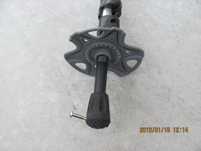 IMG_2235.JPG (515.31 KiB) 閲覧された回数 8308 回 保護ゴムにネジクギの図