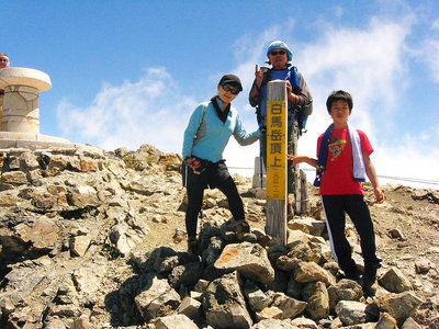 一緒にパチリ.JPG (236.92 KiB) 閲覧された回数 7687 回 〇 仙台に住んでる娘さんメールがつながらない、元気してるかなあ