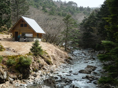狼平避難小屋　その２