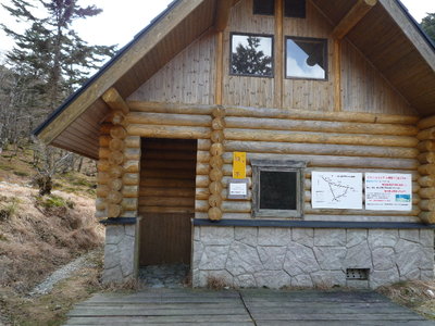 狼平避難小屋　その３