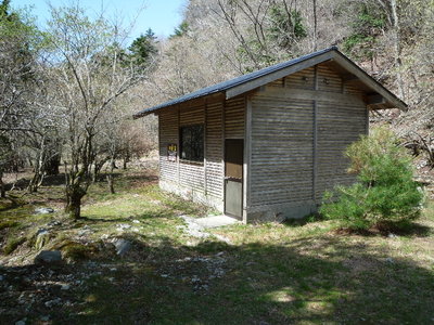 台風12号で流失した河原避難小屋　一度泊まっておけばよかった