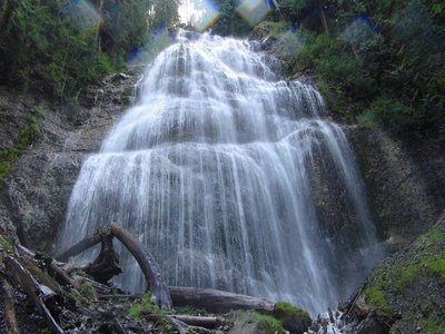 DSC00024.JPG (151.04 KiB) 閲覧された回数 3203 回 ブライダル・ヴェール滝