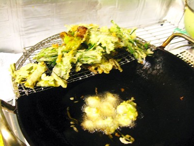 ●緑ちゃん栽培・雑草かき揚げ