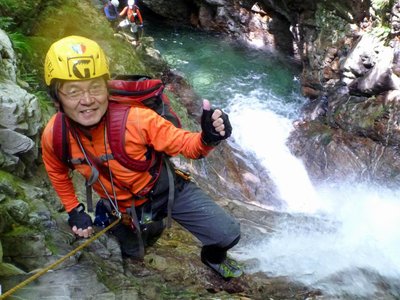 ロープで確保してもらっています