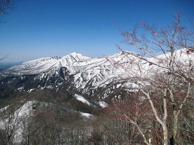 三山.JPG (136.23 KiB) 閲覧された回数 7382 回 イトシロ5山衆のそろい踏みだね。