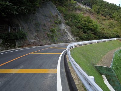 修復済み.jpg (322.35 KiB) 閲覧された回数 8465 回 修復された道路