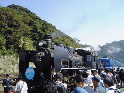 ● 汽車ポッポー　好い時代は過ぎていきますな
