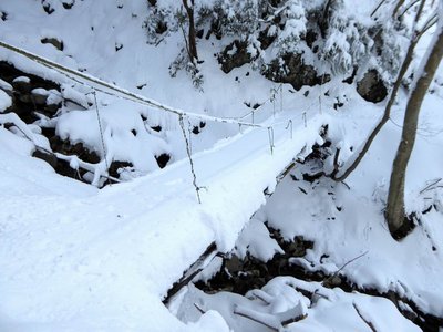 P1000669.JPG (184.12 KiB) 閲覧された回数 3470 回 最初の橋です