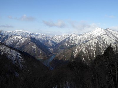 金糞岳や天狗山は早い時間から晴れていましたが