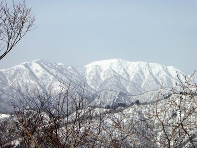 能郷白山は今も白かった！