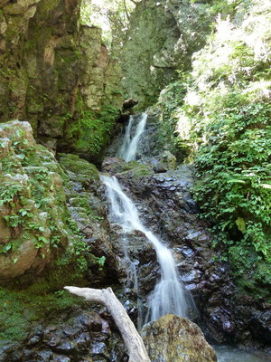トタテ出合の滝