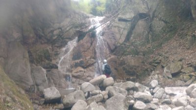 ｼｬﾜｰｸﾗｲﾐﾝｸﾞ滝